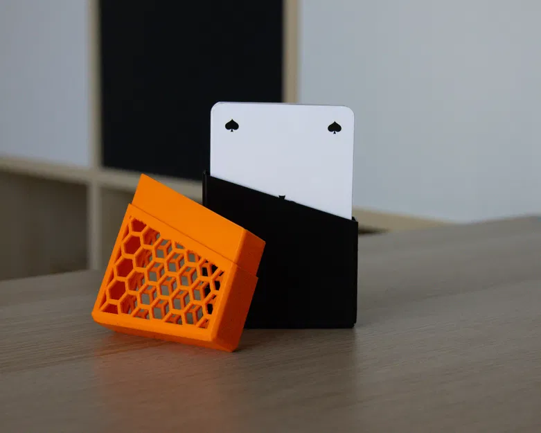 Hộp đựng bộ bài (Playing Cards Box) - Image 2