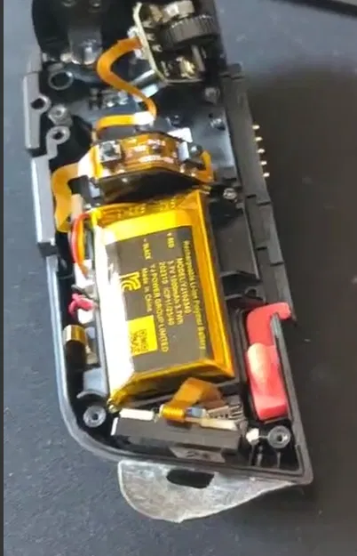 Lenovo Legion Go - Ngàm khóa cho bộ điều khiển - Image 1