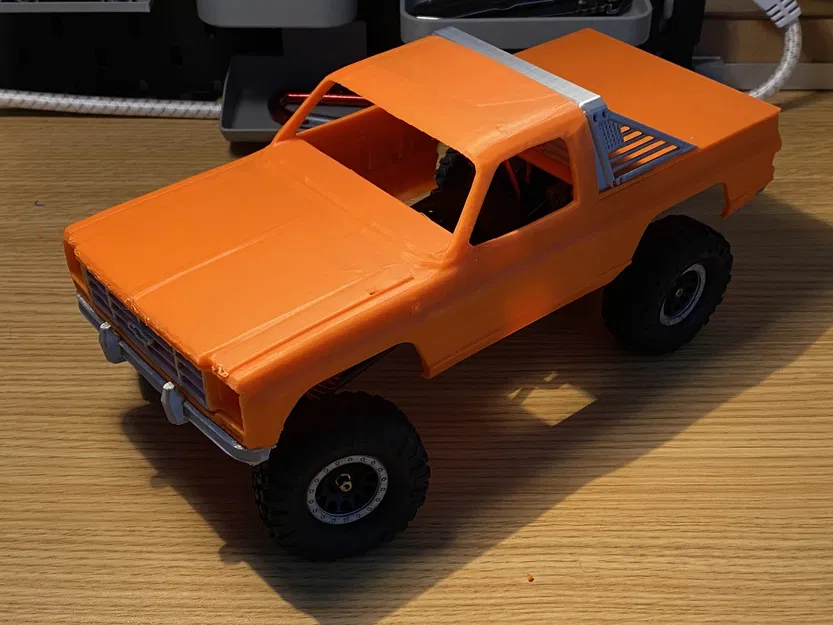 DỰ ÁN ĐANG HOÀN THIỆN: Thân xe K5 Blazer cho TRX4m - Image 11