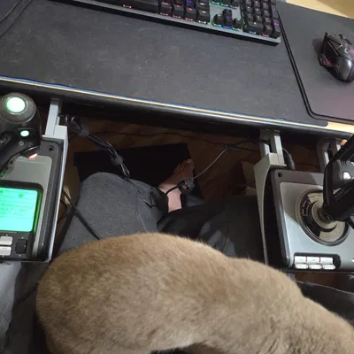 Giá đỡ Logitech X52 HOTAS gắn bàn (Lật ngược)