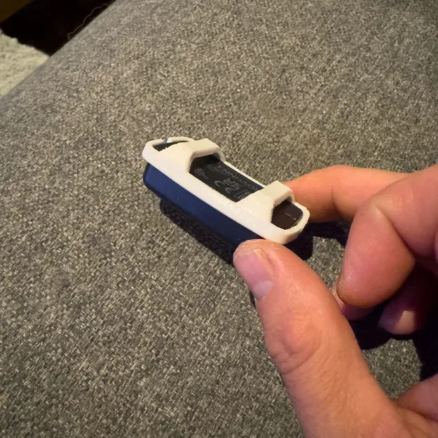 Khung gắn thay thế cho định vị GPS Tractive CAT Mini - Image 5