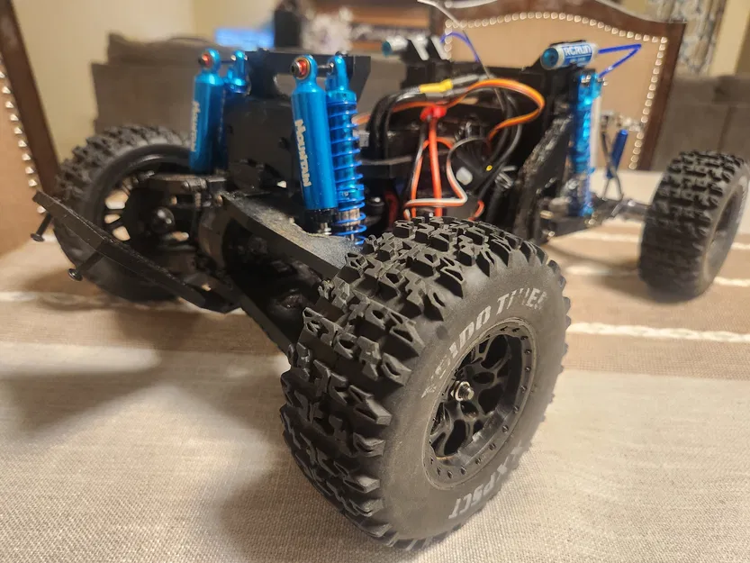 Mô hình 1/10th RC Trophy Truck tự in 3D - Image 4