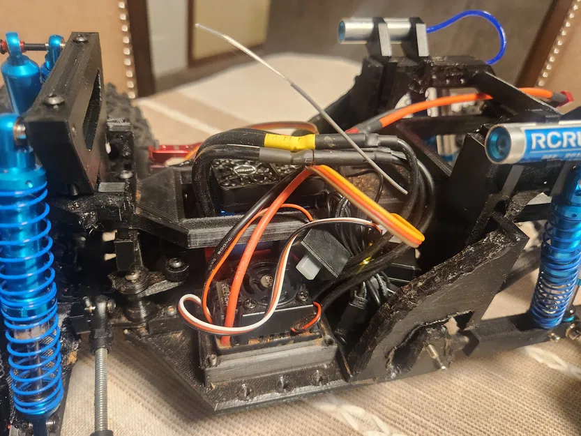 Mô hình 1/10th RC Trophy Truck tự in 3D - Image 6