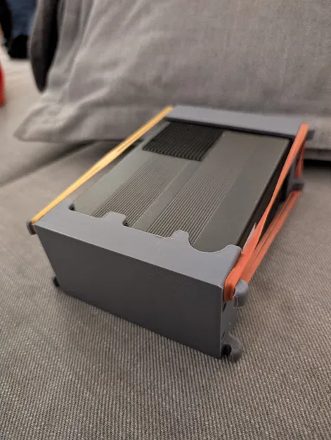 Chân đế kiêm hộp chứa đồ cho mặt trước QMX+ - Image 2