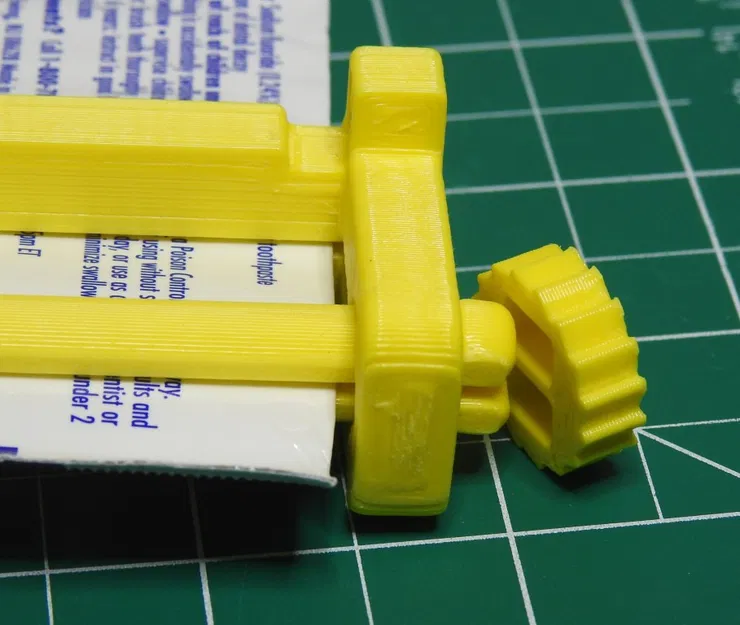 Dụng cụ nặn kem đánh răng có bánh răng (Bản cải tiến) - Image 7