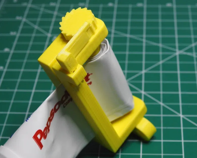 Dụng cụ nặn kem đánh răng có bánh răng (Bản cải tiến) - Image 10