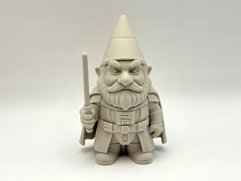 Darth Gnome – Sự Trỗi Dậy Của Khu Vườn! - Image 1
