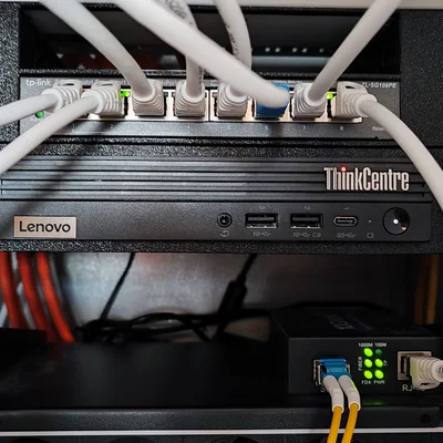 Giá treo tủ Rack 10 inch cho Lenovo ThinkCentre M70q / M80q / M90q