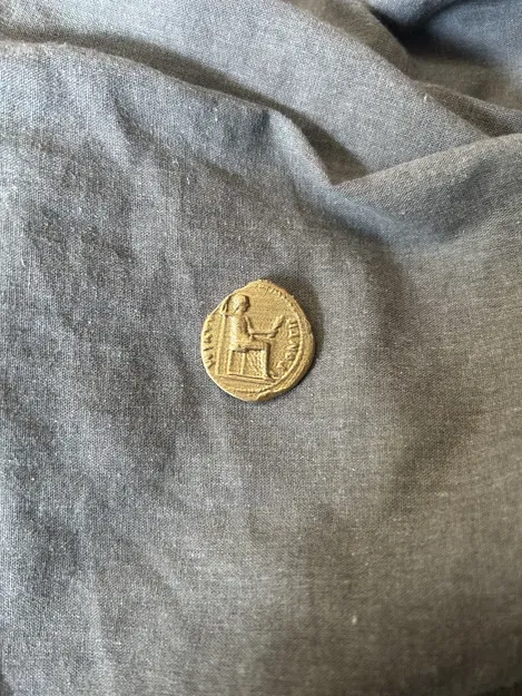 Mô hình đồng tiền vàng La Mã Tiberius Aureus - Image 4