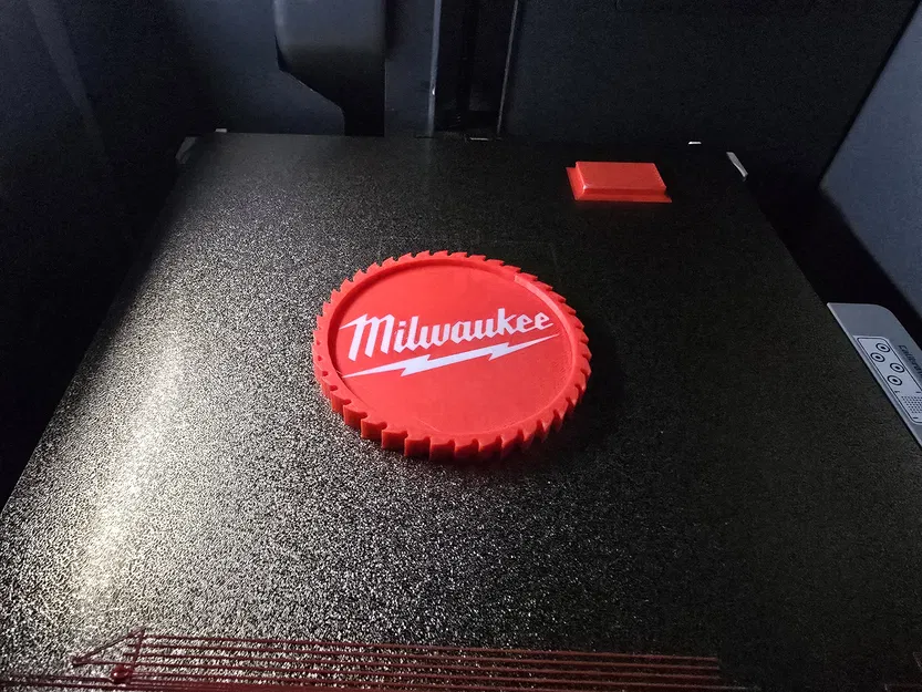 Đế lót ly hình lưỡi cưa Milwaukee - Image 1