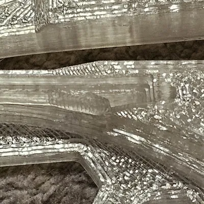 Lẫy kéo hỗ trợ nạp sợi nhựa cho hộp MMU Buffer, có thêm gờ dẫn hướng