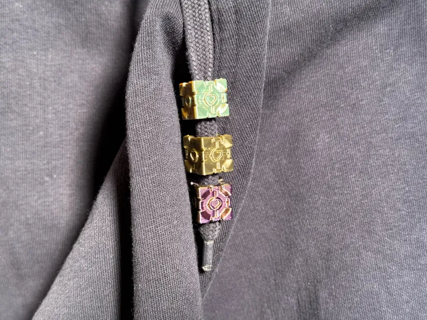 Hoodie Bead Companion Cube - Phụ kiện trang trí đa năng - Image 2
