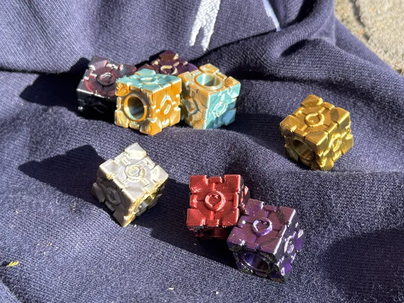 Hoodie Bead Companion Cube - Phụ kiện trang trí đa năng - Image 3