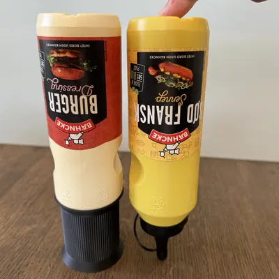 Đế giữ chai tương ớt và mù tạt