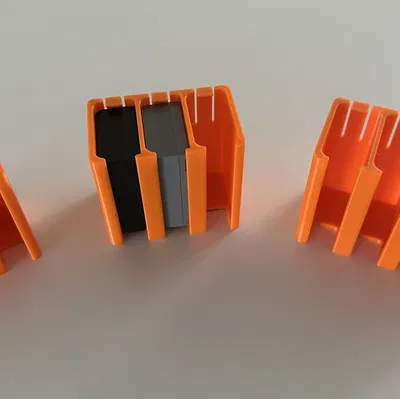 Khay đựng pin Nikon EN-EL25 gọn gàng cho nhiếp ảnh gia