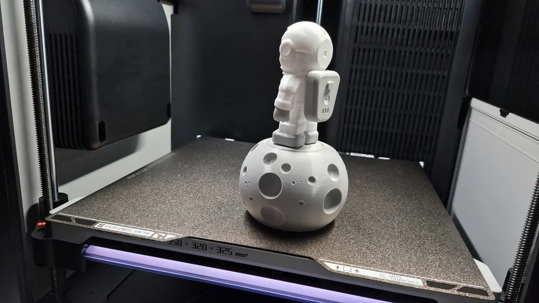 Astronaut Moon Box - Mô hình phi hành gia kết hợp hộp đựng đồ - Image 4