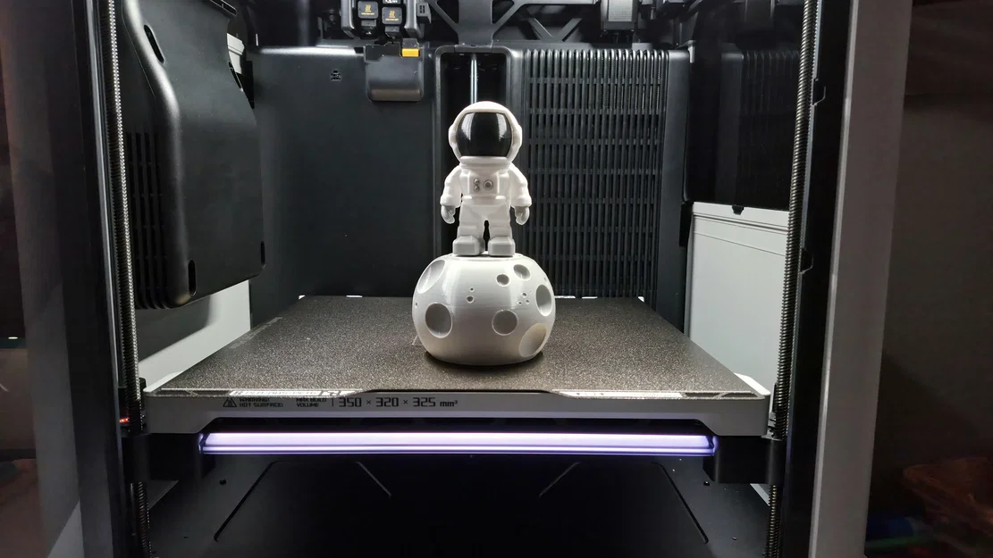 Astronaut Moon Box - Mô hình phi hành gia kết hợp hộp đựng đồ - Image 5