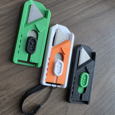 Dao Đa Năng 2-trong-1 Module với Tay Cầm TPU & Ngăn Chứa Lưỡi Dao