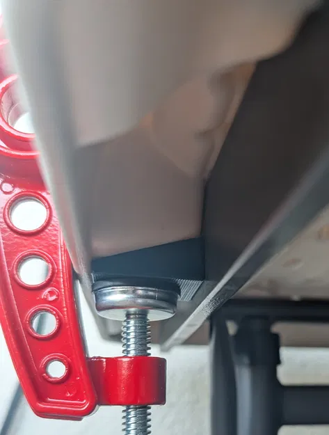 Bộ khối đệm kẹp cạnh bàn gấp Lifetime (Lifetime Table Edge Clamp Blocks) - Image 2