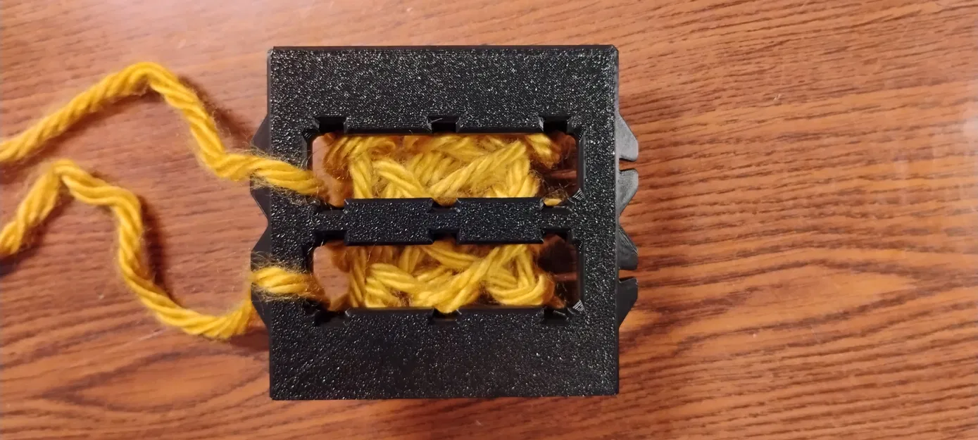 Khung dệt thử nghiệm đan móc 3D (Volumetric Knitting Test Loom) - Image 2