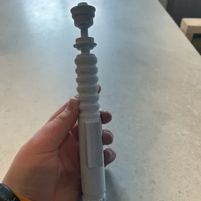 Mô hình tay cầm kiếm ánh sáng Luke Skywalker in 3D đẹp mắt