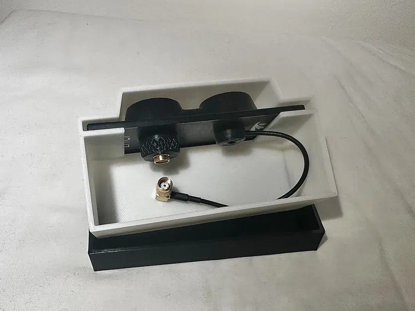 Hộp đựng bảo vệ – TrueRC X-AIR 5.8 - Image 2