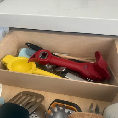 Vách ngăn phân chia ngăn kéo (Drawer Divider) in 3D tiện lợi