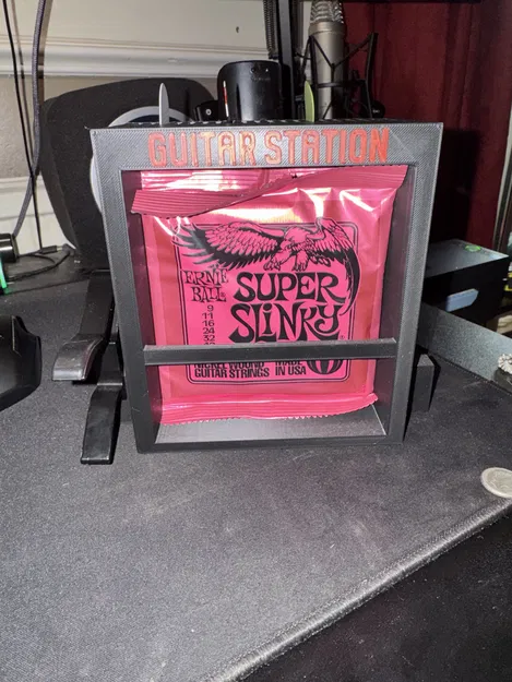 Guitar Station - Kệ treo tường/để bàn cho capo, dây đàn và phím gảy - Image 3