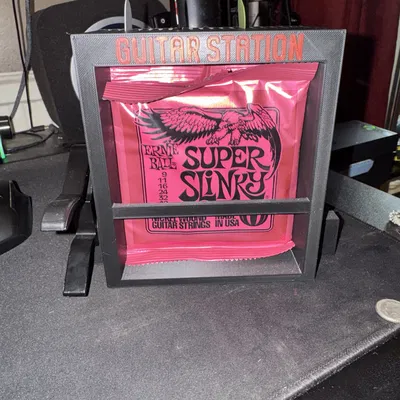 Guitar Station - Kệ treo tường/để bàn cho capo, dây đàn và phím gảy