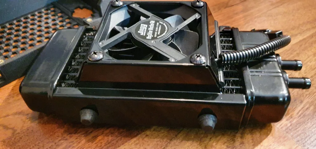 Ốp bảo vệ cho hệ thống làm mát dầu Jagg 10 hàng trên Harley Davidson - Image 10