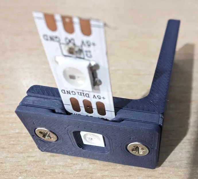 Giá đỡ góc L cho dây đèn LED 10mm - Phụ kiện in 3D hữu ích - Image 1