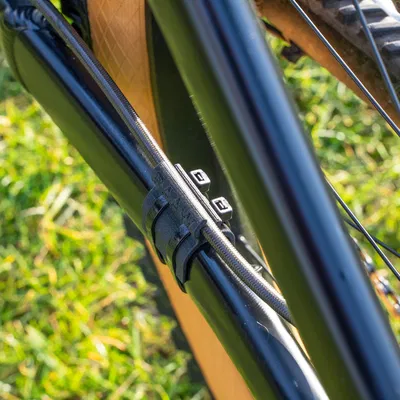 Ngàm dẫn dây phanh cải tiến cho Raaw Madonna