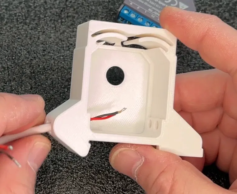 Đế gắn Shelly EM lên thanh DIN - Thiết kế tối giản không cần Wago - Image 1