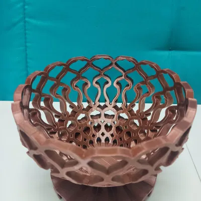 Chiếc bát xinh xắn, nằm trong bộ sưu tập trang trí