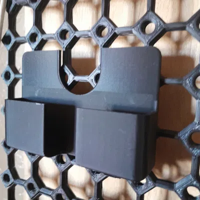 Giá đỡ điện thoại cho Multiboard có khe cắm ốp lưng chống