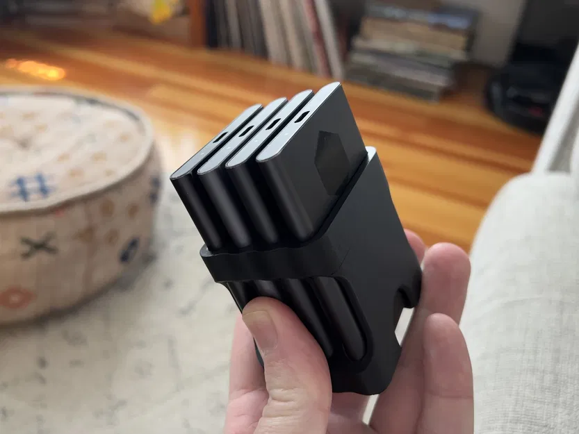 Khay giữ ổ cứng Samsung T7 SSD - Giải pháp lưu trữ gọn gàng - Image 1