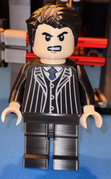 Bruce Wayne - Bộ Batsuit MegaFigure (Tỷ lệ 5:1) - Image 5