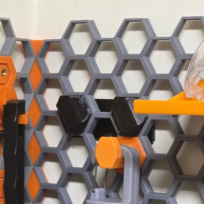 Giá đỡ tường Honeycomb Storage Wall dùng băng dính 3M