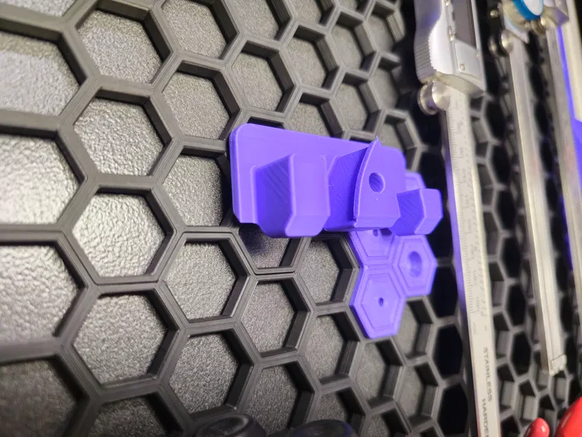 Giá treo kìm Knipex cho Honeycomb Storage Wall có chốt giữ chắc chắn! - Image 2