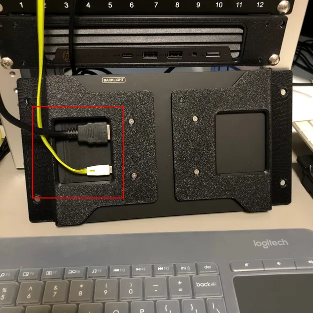 Ngàm gắn màn hình IPistBit 8 inch chuẩn 3U cho tủ rack 10 inch - Image 5