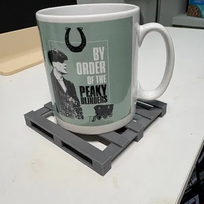 Tấm lót ly hình pallet (Crate Coaster) cực chất cho bàn làm việc