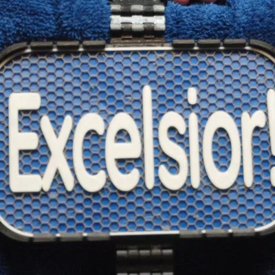 Bảng hiệu Excelsior