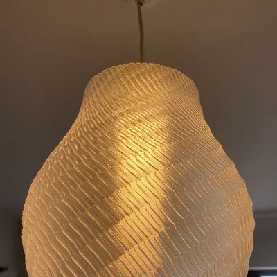 Chụp đèn treo dạng xoắn (Twisty strips pendant lamp shade)