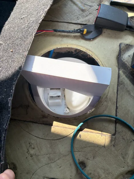 Dụng cụ in 3D hỗ trợ tháo lắp nắp bơm xăng cho xe Fiat - Image 1