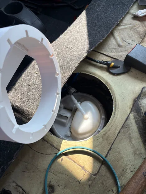 Dụng cụ in 3D hỗ trợ tháo lắp nắp bơm xăng cho xe Fiat - Image 2