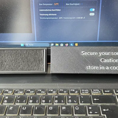 Hộp đựng mô hình The Relic phong cách Cyberpunk 2077 cực chất