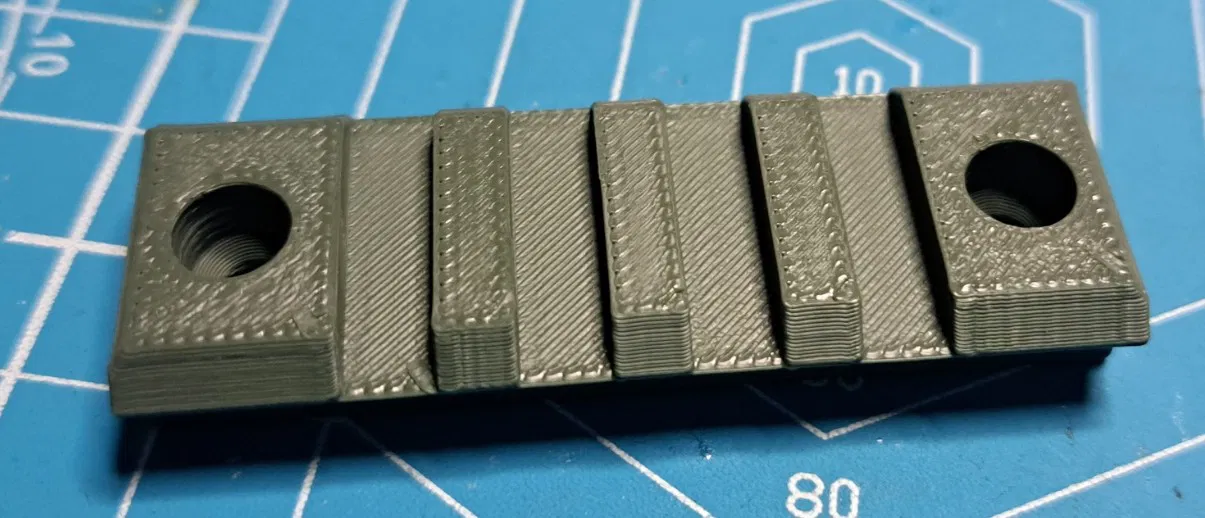 Ray Picatinny 60mm (Lỗ bắt ốc M4 đầu chìm) - Image 1