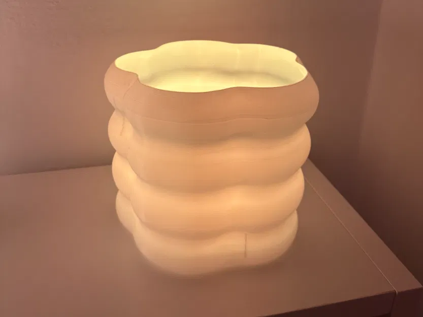 Đèn trang trí Wobble 3D - Thiết kế uốn lượn hiện đại cho góc làm việc - Image 2