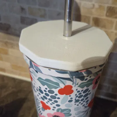 Nắp đậy cốc 3D có lỗ cắm ống hút tiện dụng và thẩm mỹ