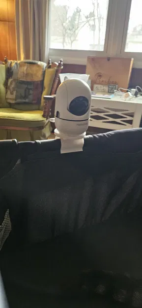 Giá treo camera Hello Baby trên cũi (Pack and Play) tiện lợi - Image 1